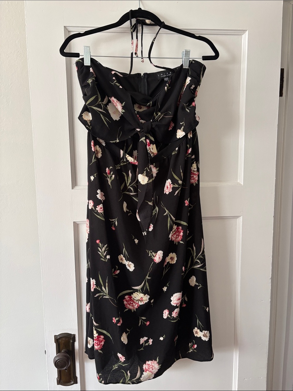 Halter floral dress.